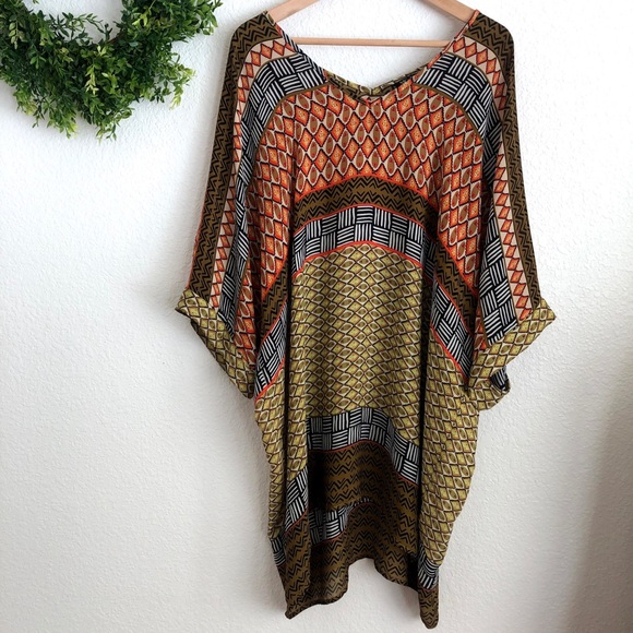 NIC+ZOE Tops - 3 for $25 Nic + Zoe Print Tunic Style Blouse